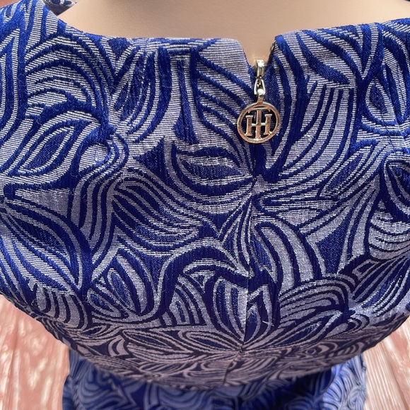 Tommy Hilfiger Blue Patterned Dress Sz 2/ straight fits sleeveless - Picture 2 of 9